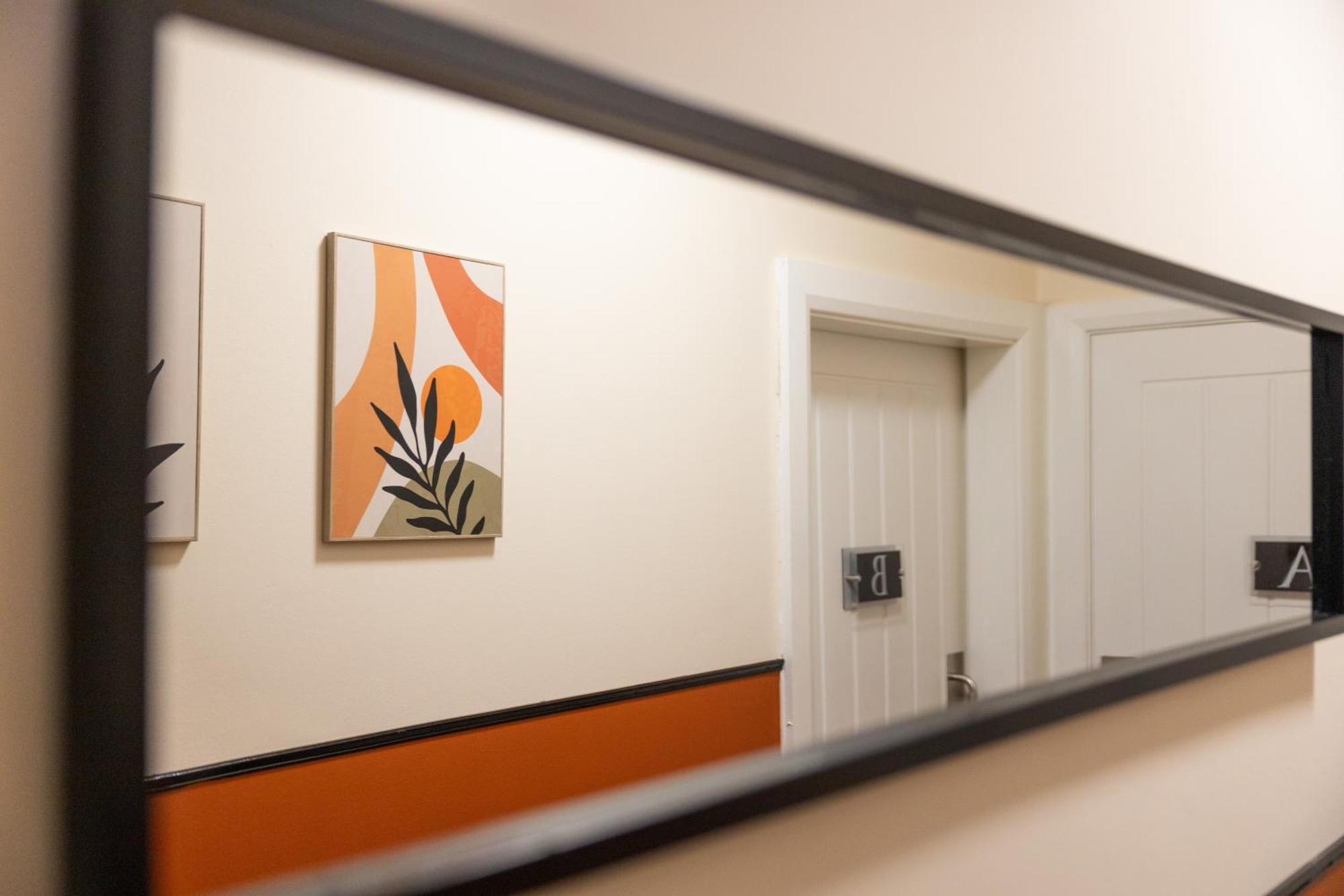 Violet Suite Apartments Londonderry Exterior foto